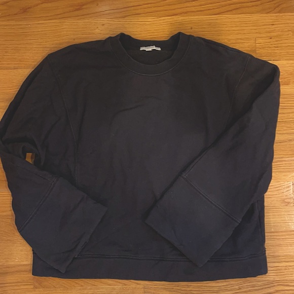 Joie Ashton Sweatshirt in Caviar 🖤 Comfy chic! - Picture 6 of 8